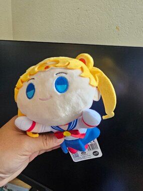 Round1 Exclusive  Sailor Moon Lay Down Plush 6.5" Sailor Moon NWT